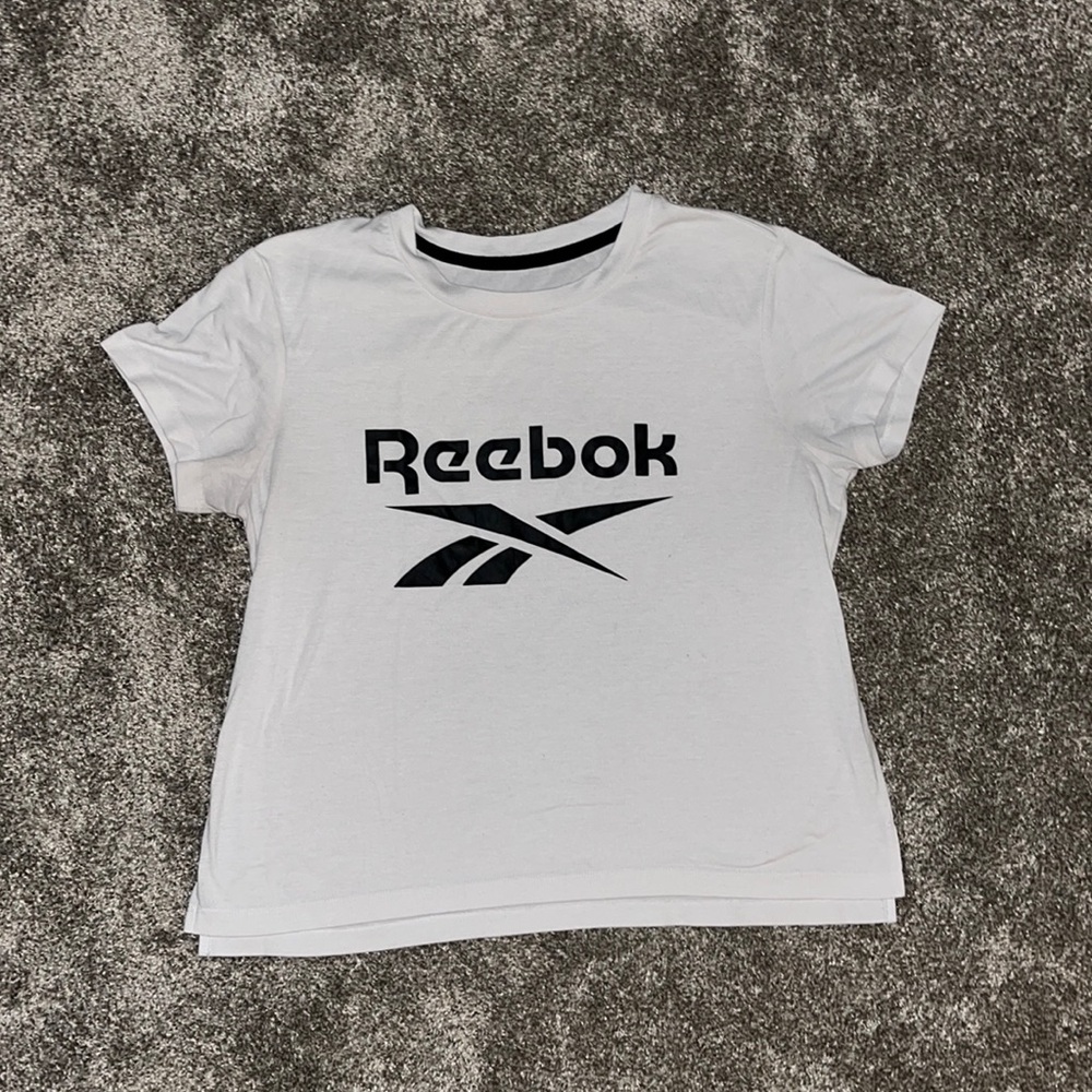 Reebok tshirt - small